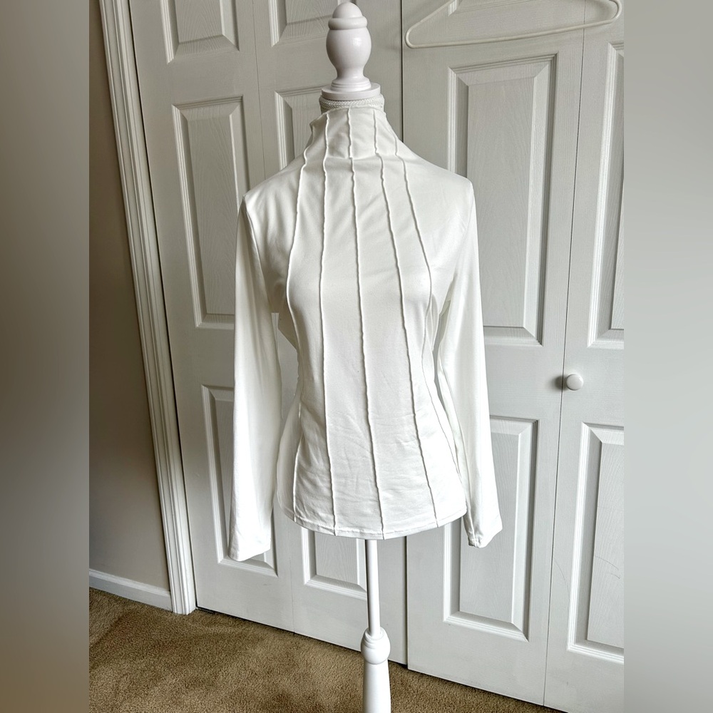 Mock Turtleneck Top w Chic Seam Details